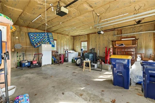 $375,000 | 8821 Tibbitts Road, New Hartford, NY 13413