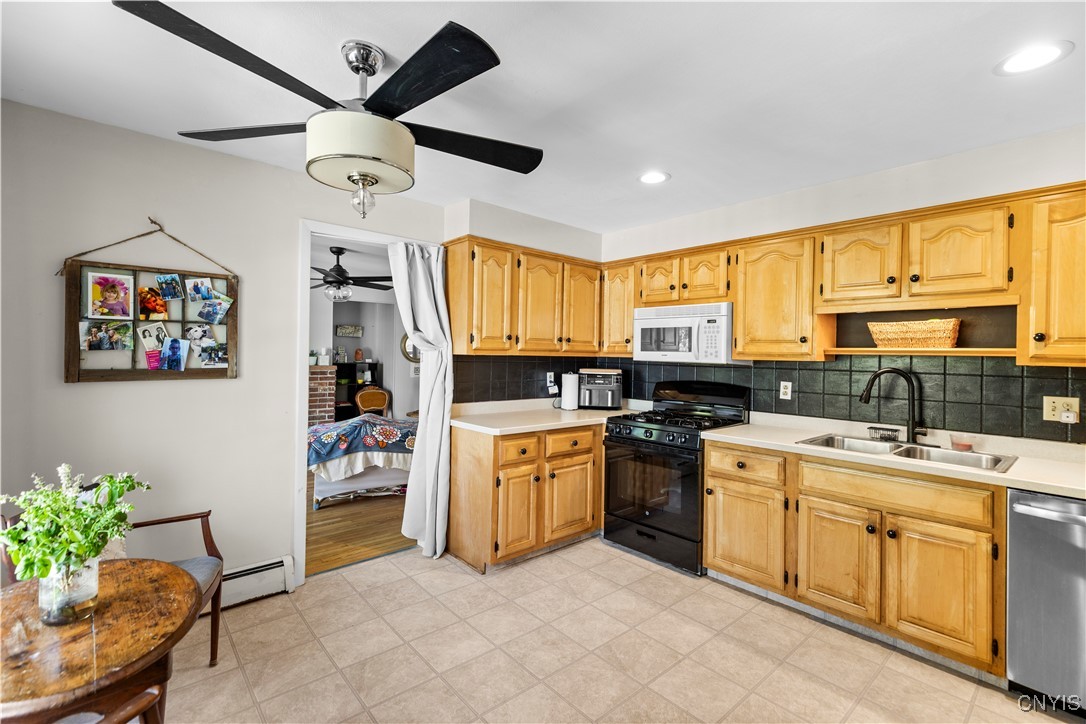 8821 Tibbitts Road New Hartford, NY 13413 - Photo 8 of 29