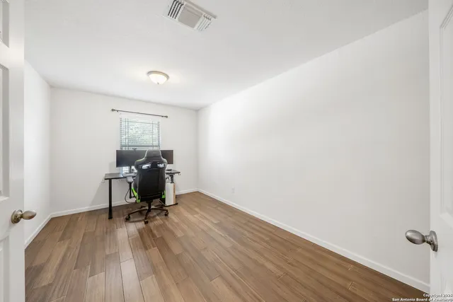 $1,950 | 807 Spello Circle, San Antonio, TX 78253