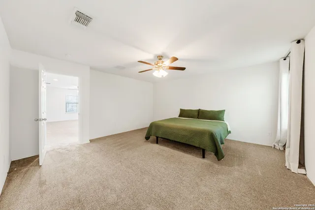 $1,950 | 807 Spello Circle, San Antonio, TX 78253