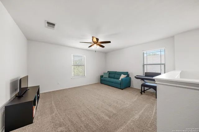 $1,950 | 807 Spello Circle, San Antonio, TX 78253