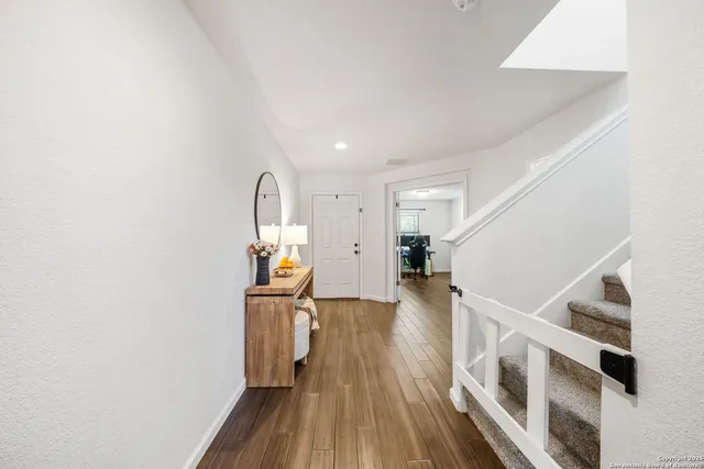 $1,950 | 807 Spello Circle, San Antonio, TX 78253