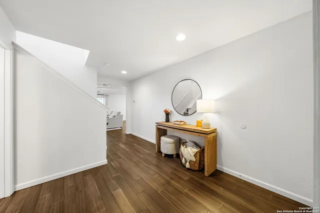 $1,950 | 807 Spello Circle, San Antonio, TX 78253