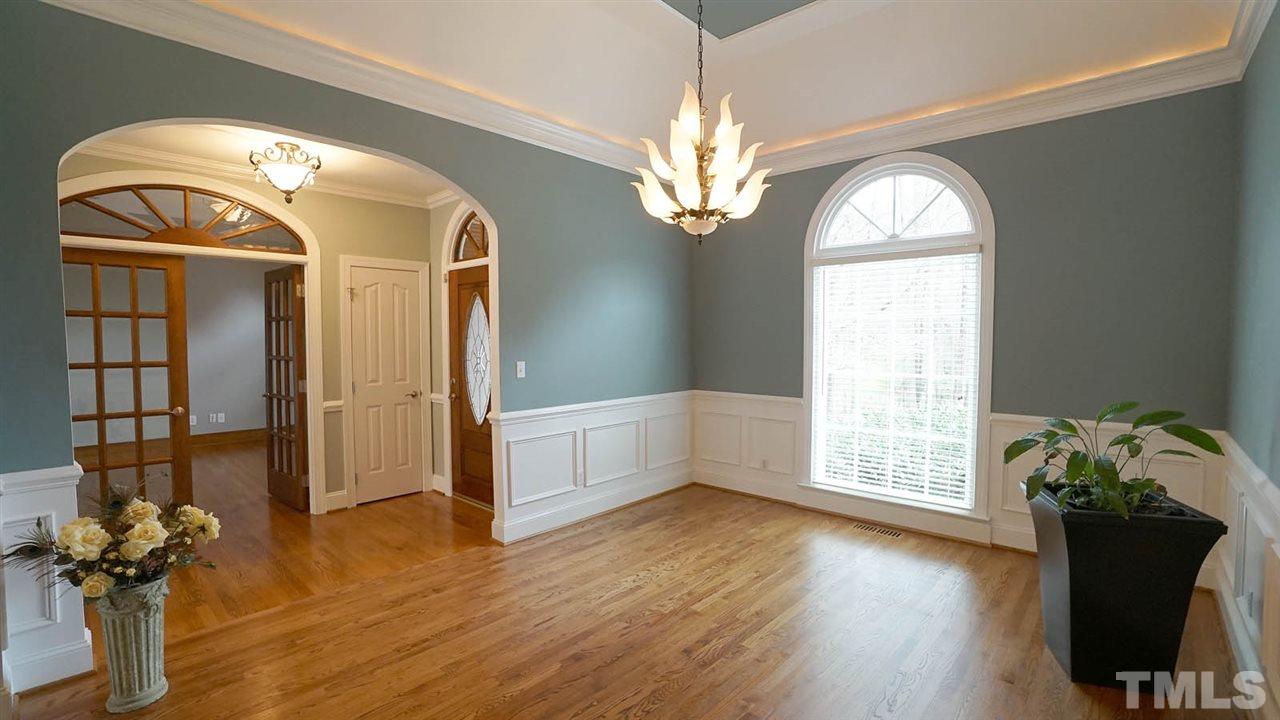 2708 Alloway Court Raleigh, NC 27606 - Photo 13 of 29 Gallery Image 13