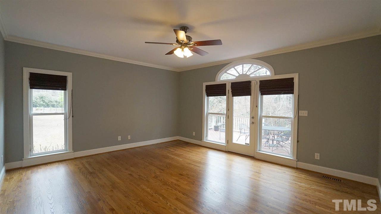 2708 Alloway Court Raleigh, NC 27606 - Photo 16 of 29 Gallery Image 16