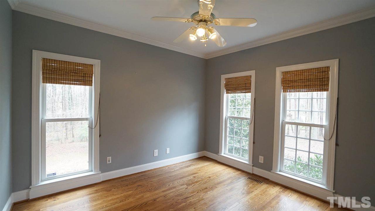 2708 Alloway Court Raleigh, NC 27606 - Photo 20 of 29 Gallery Image 20
