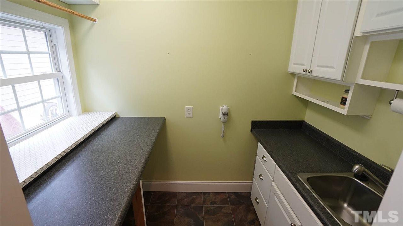 2708 Alloway Court Raleigh, NC 27606 - Photo 24 of 29 Gallery Image 24
