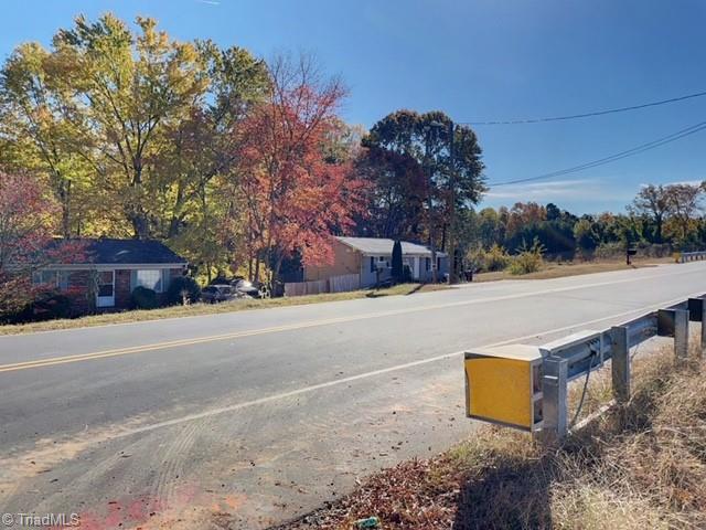 4973 Davis Road Winston-Salem, NC 27105 - Photo 3 of 3 Proximity of the Beltway to the home