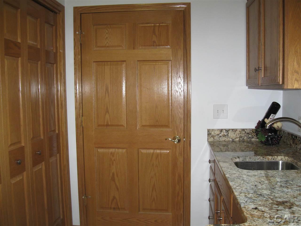 4262 Evergreen Road Adrian, MI 49221 - Photo 23 of 46 50014263-22.JPG