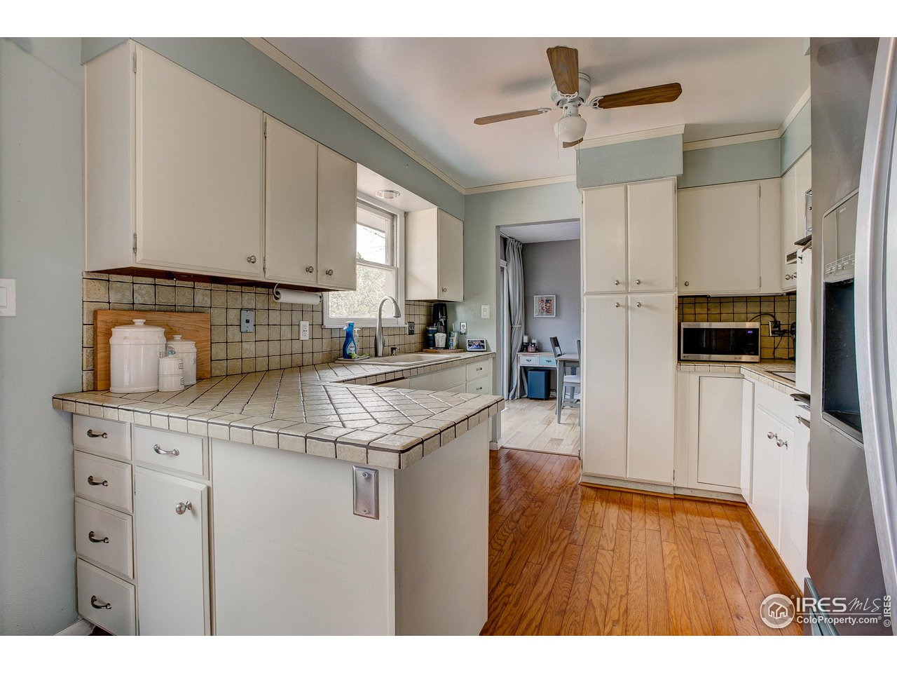 1912 Homestead Road Greeley, CO 80634 - Photo 12 of 40 Cute and bright kitchen