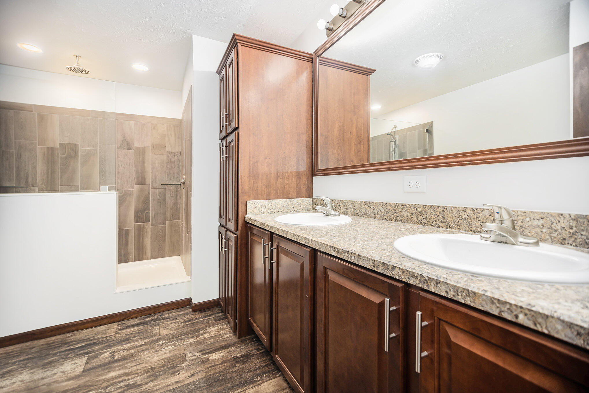 1600 Skeels Road Holton, MI 49425 - Photo 21 of 51 Primary Bathroom