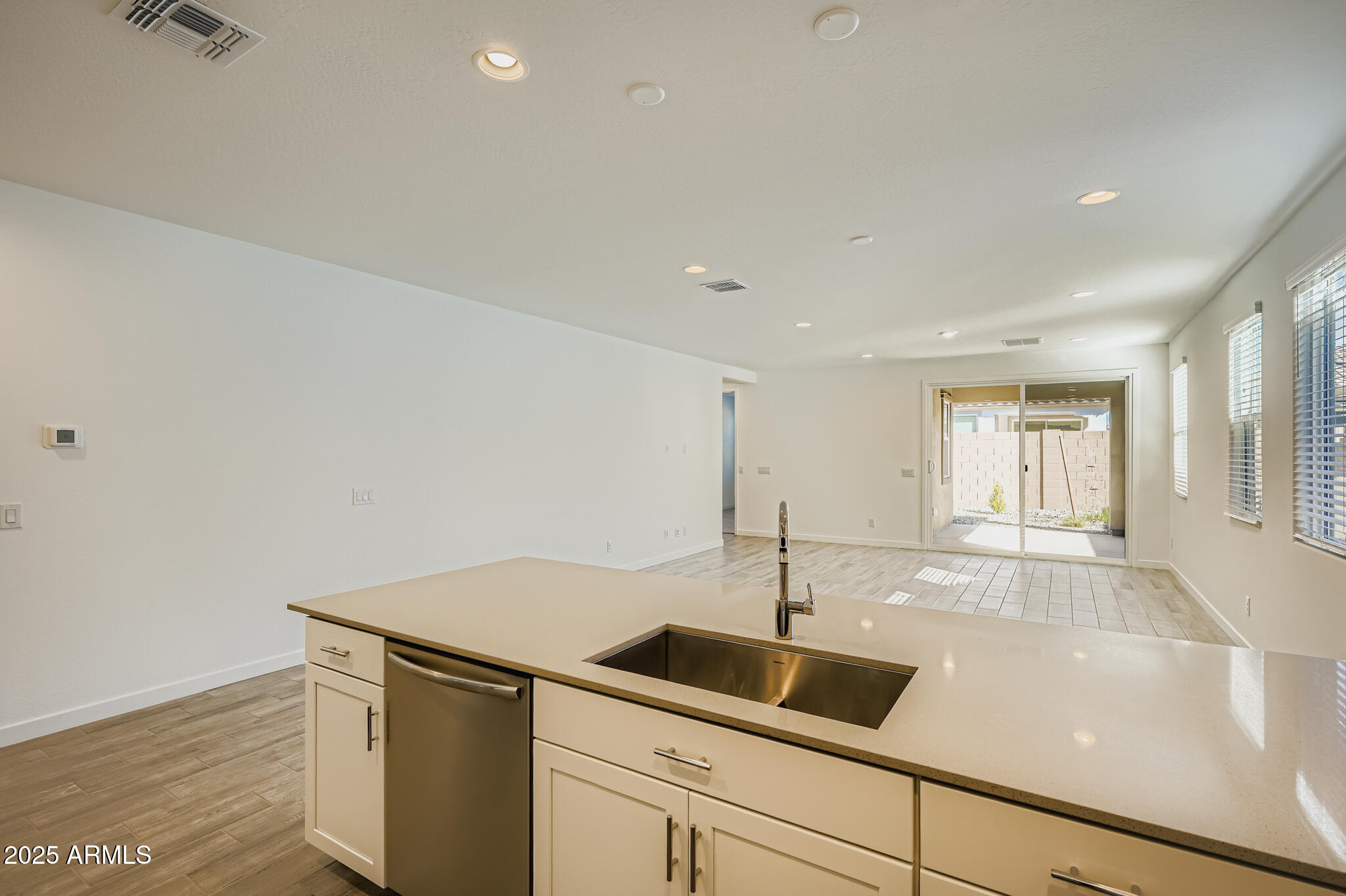 1508 Ridge Road Apache Junction, AZ 85120 - Photo 3 of 35 Kitchen