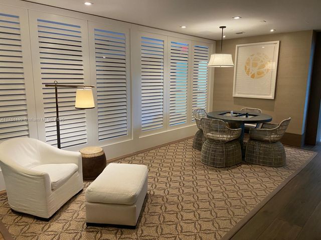 $19,642,000 | 125 Ocean Drive, Unit U0303, Miami Beach, FL 33139