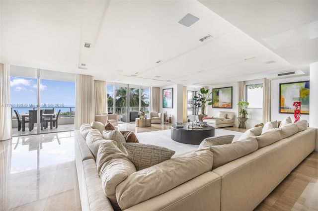 $19,642,000 | 125 Ocean Drive, Unit U0303, Miami Beach, FL 33139