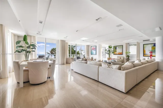 $19,642,000 | 125 Ocean Drive, Unit U0303, Miami Beach, FL 33139