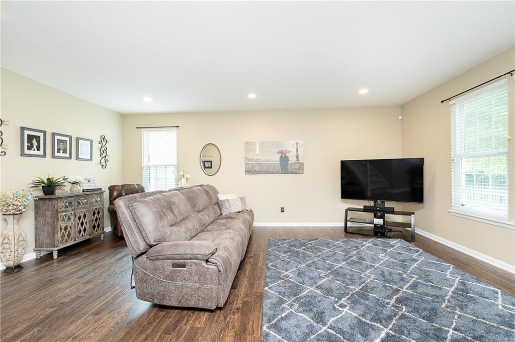 11140 Litchfield Place Fishers, IN 46038 - Photo 11 of 46
