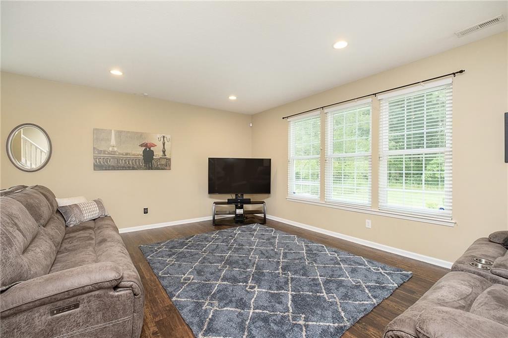 11140 Litchfield Place Fishers, IN 46038 - Photo 10 of 46