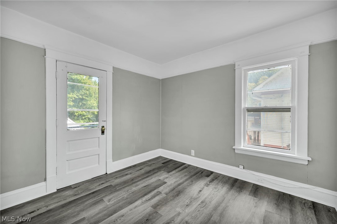 1659 Lee Road Cleveland, OH 44118 - Photo 24 of 46 Gallery Image 24
