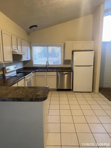 $1,100 | 2026 Shaw Avenue, Peru, IN 46970