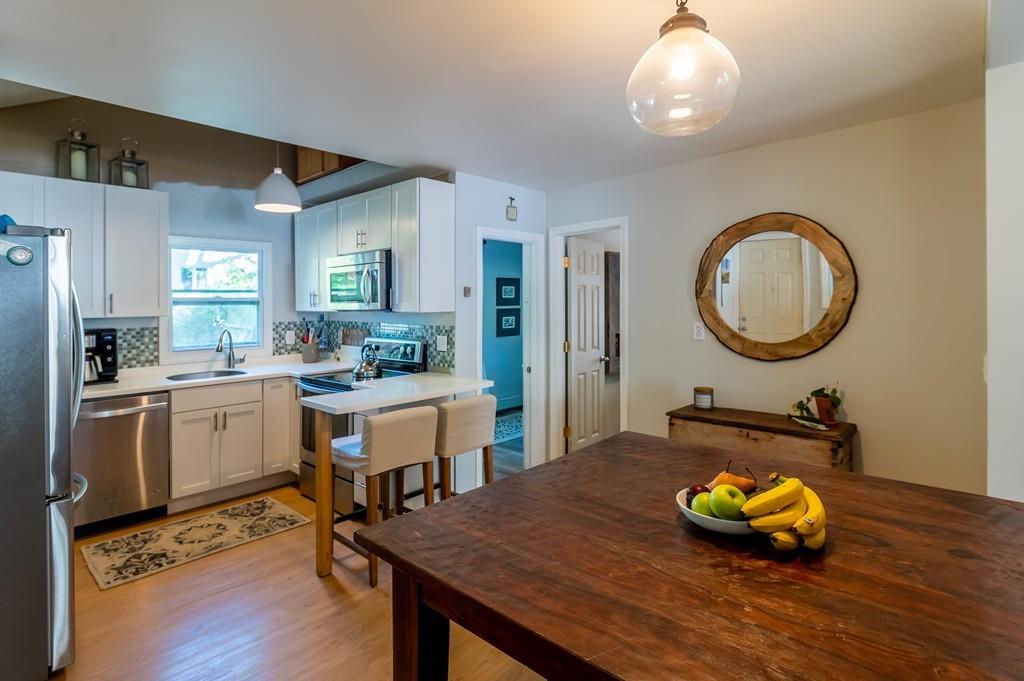 33 Garden Road Scituate, MA 02066 - Photo 4 of 19 Gallery Image 4