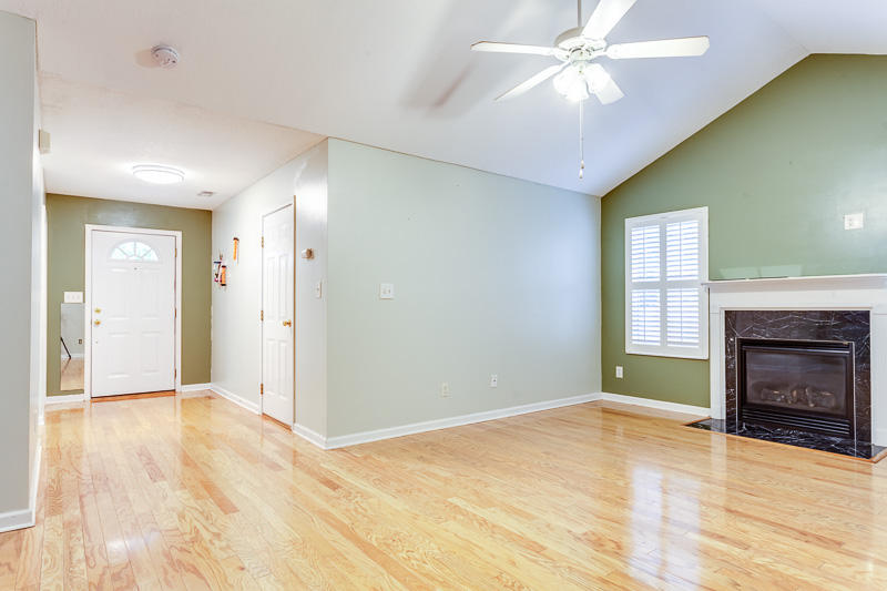 935 Spring Park Road Knoxville, TN 37914 - Photo 10 of 29 011181025-2-935SpringParkRdKnoxvilleTN-S