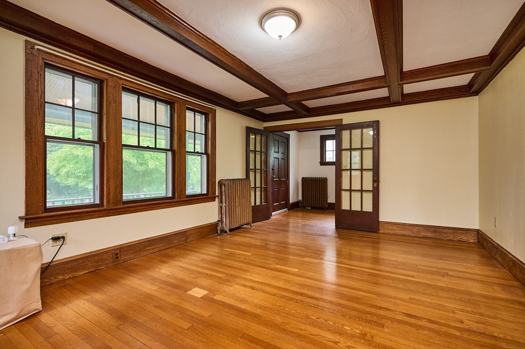 9 McClure Street Amherst, MA 01002 - Photo 7 of 32