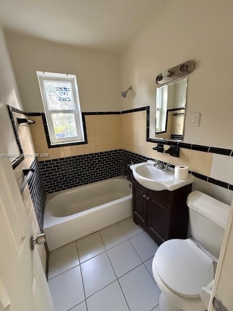 14620 Monroe Street, Unit X Miami, FL 33176 - Photo 15 of 21 a bathroom with a sink a toilet and bathtub