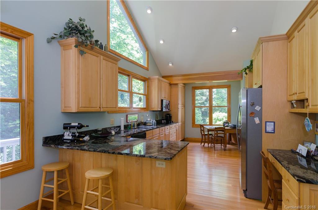 155 Lower Ridge Road Cashiers, NC 28717 - Photo 10 of 25 Gallery Image 10