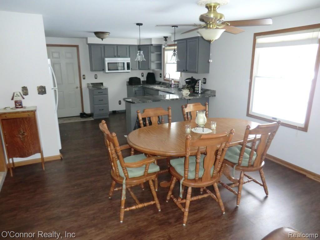 699 South Bartlett Road St. Clair, MI 48079 - Photo 7 of 14 CIMG1365.jpg