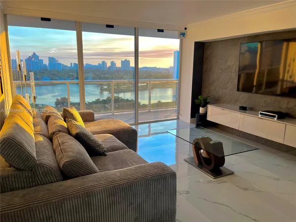 $3,000 | 3701 North Country Club Drive, Unit 1505, Aventura, FL 33180