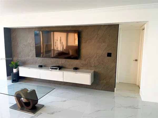 $3,000 | 3701 North Country Club Drive, Unit 1505, Aventura, FL 33180