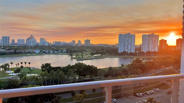 $3,000 | 3701 North Country Club Drive, Unit 1505, Aventura, FL 33180
