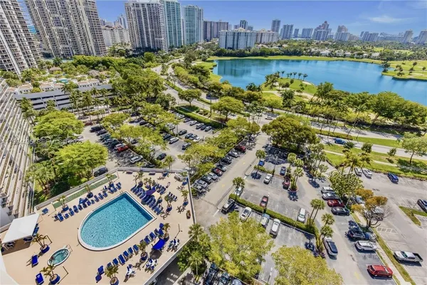 $3,000 | 3701 North Country Club Drive, Unit 1505, Aventura, FL 33180