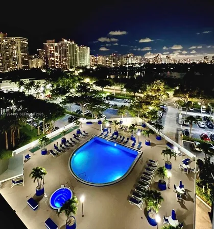 $3,000 | 3701 North Country Club Drive, Unit 1505, Aventura, FL 33180