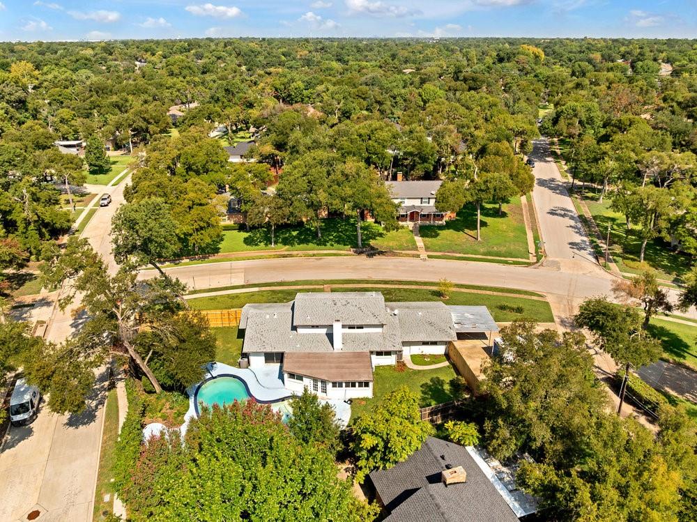 312 West Rio Grande Street Garland, TX 75041 - Photo 24 of 35 an aerial view of a house with a yard