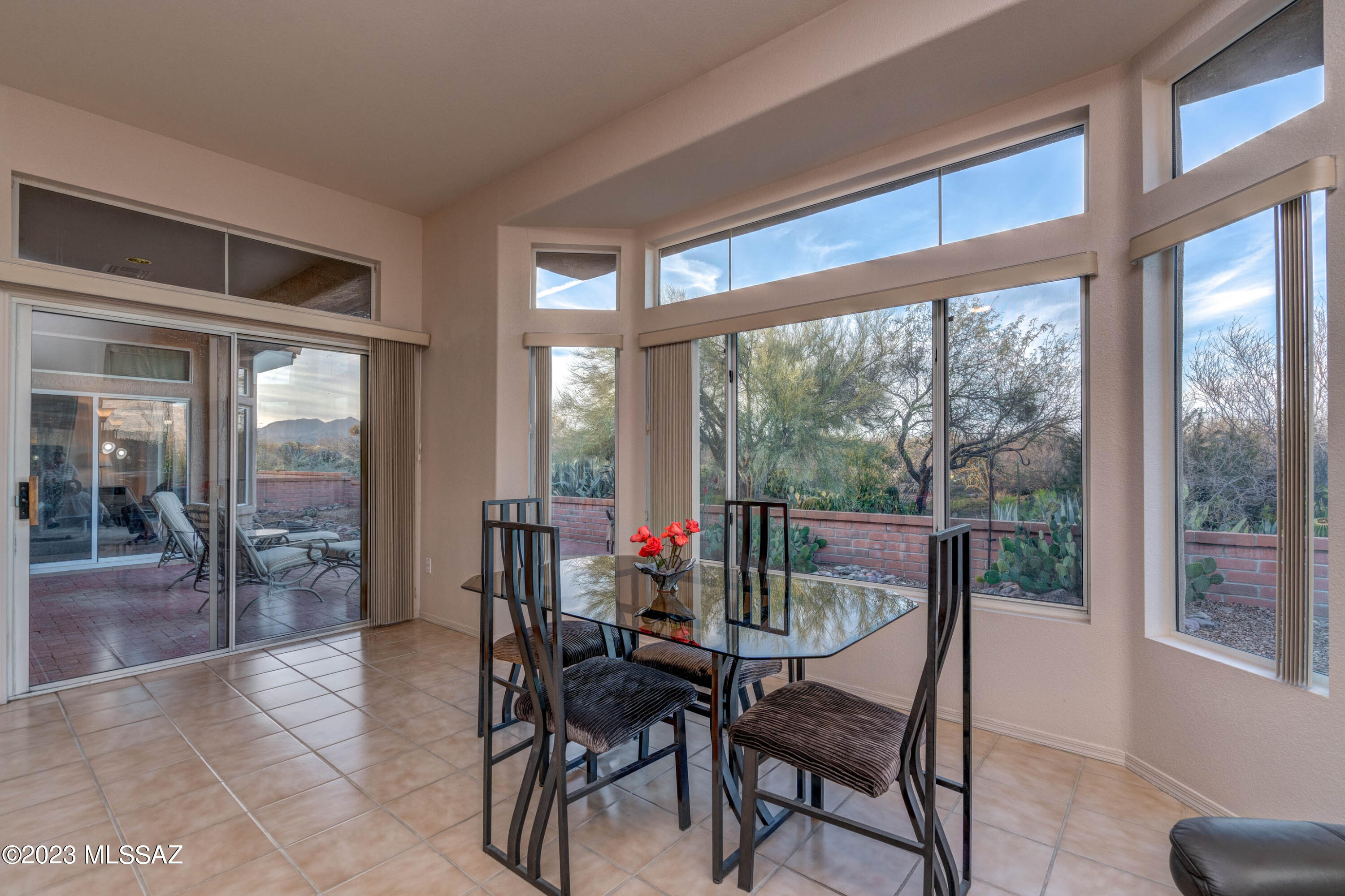 1733 East Crown Ridge Way Oro Valley, AZ 85755 - Photo 13 of 46
