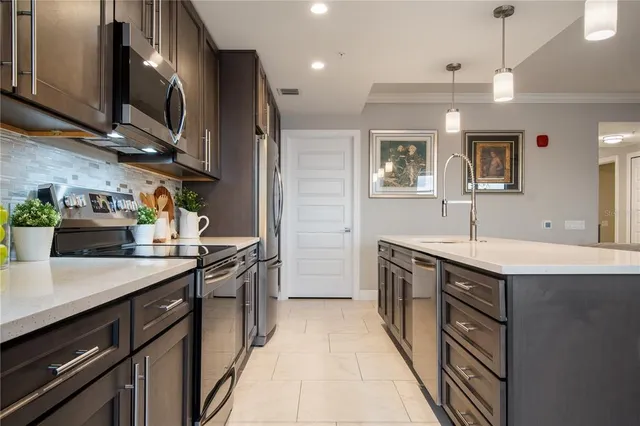 $475,000 | 16300 County Road 455, Unit 616, Montverde, FL 34756