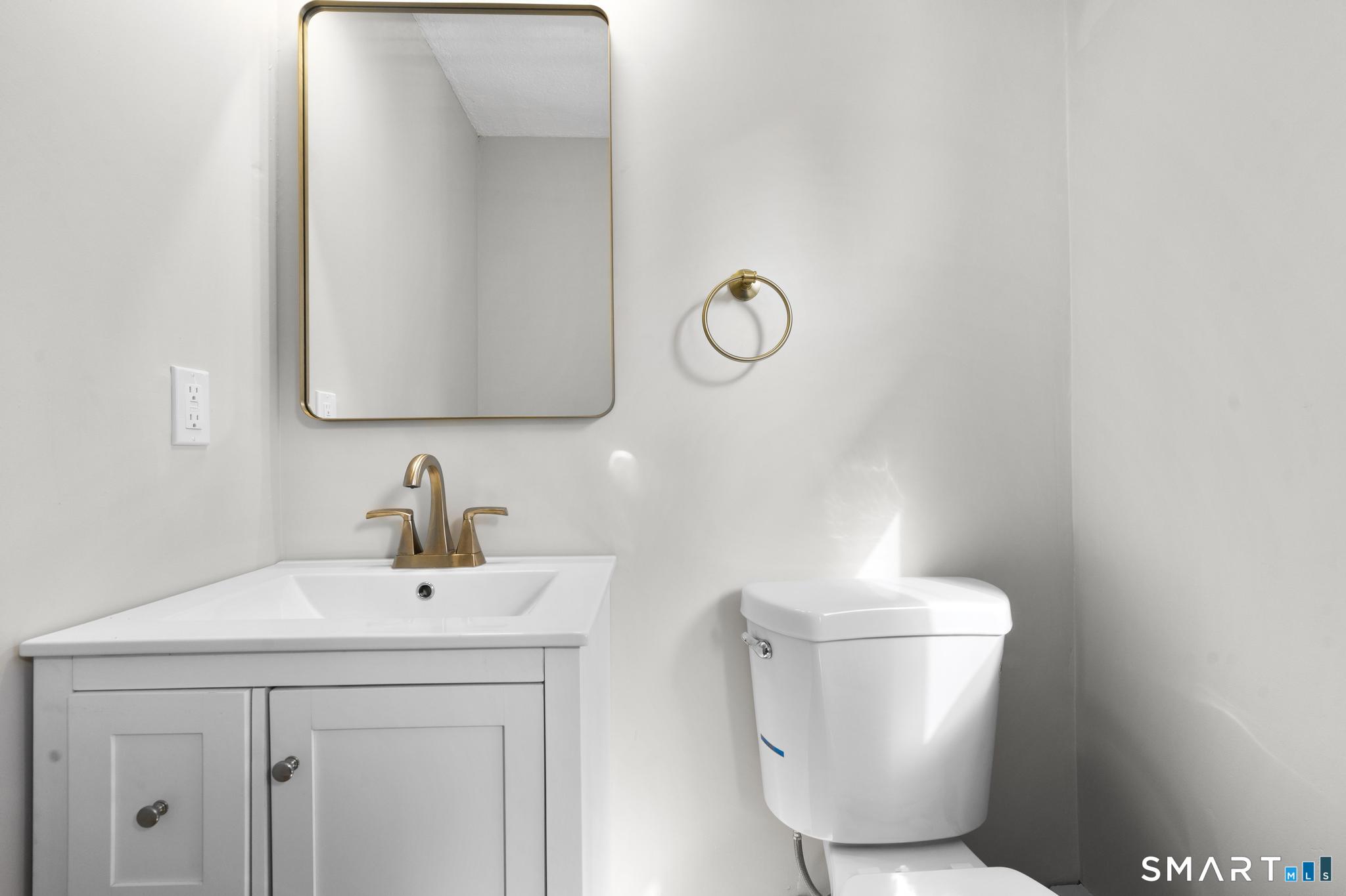 534 Rye Street South Windsor, CT 06074 - Photo 23 of 35