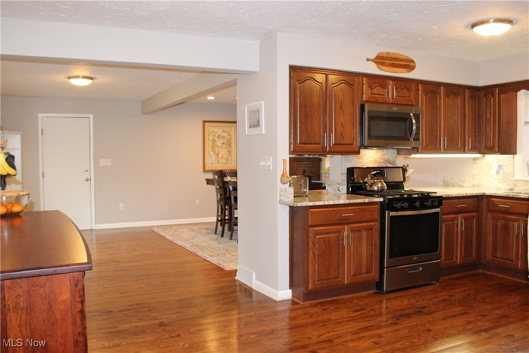 5419 Huron Road Cleveland, OH 44124 - Photo 5 of 30