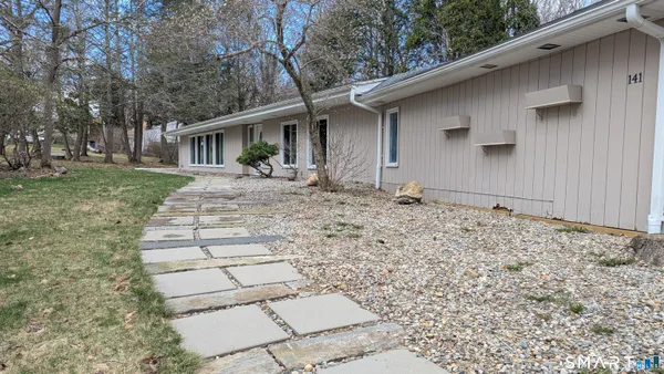 $3,200 | 141 Gurleyville Road, Mansfield, CT 06268