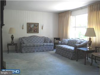 755 Llanfair Road Jenkintown, PA 19046 - Photo 3 of 6