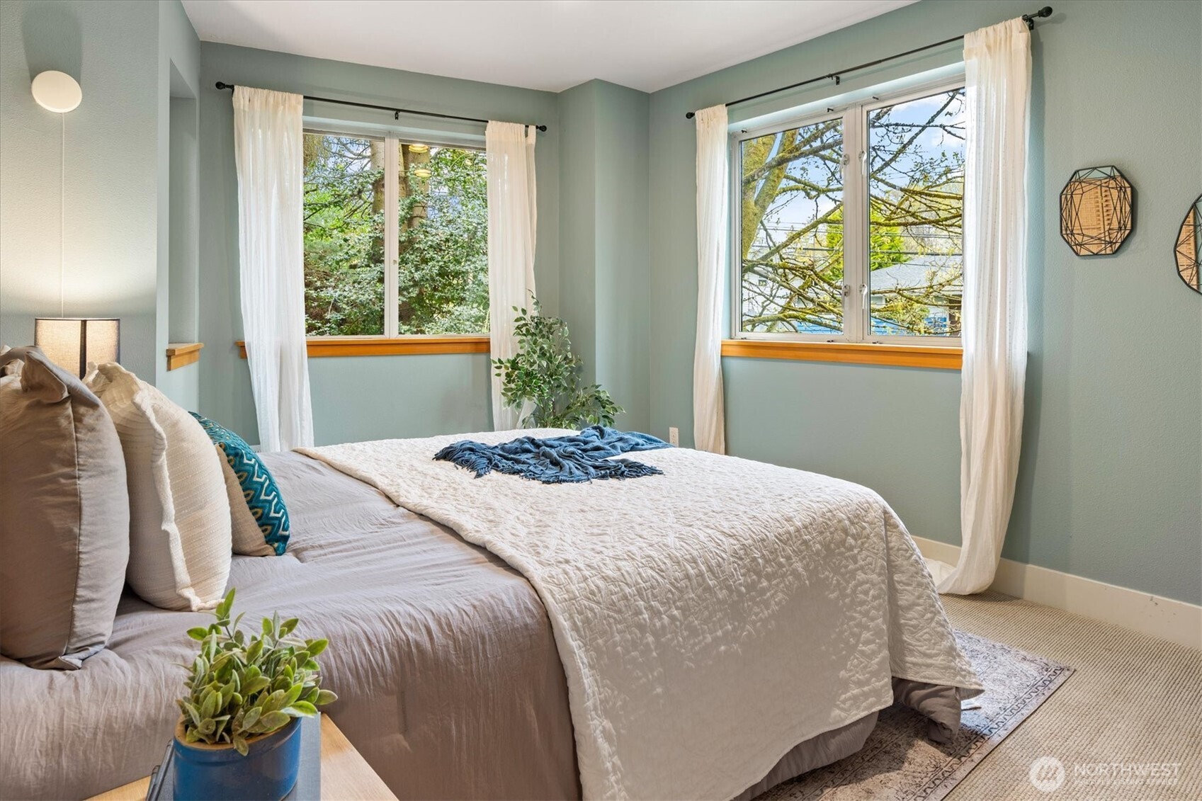 2363 South McClellan Street Seattle, WA 98144 - Photo 19 of 34