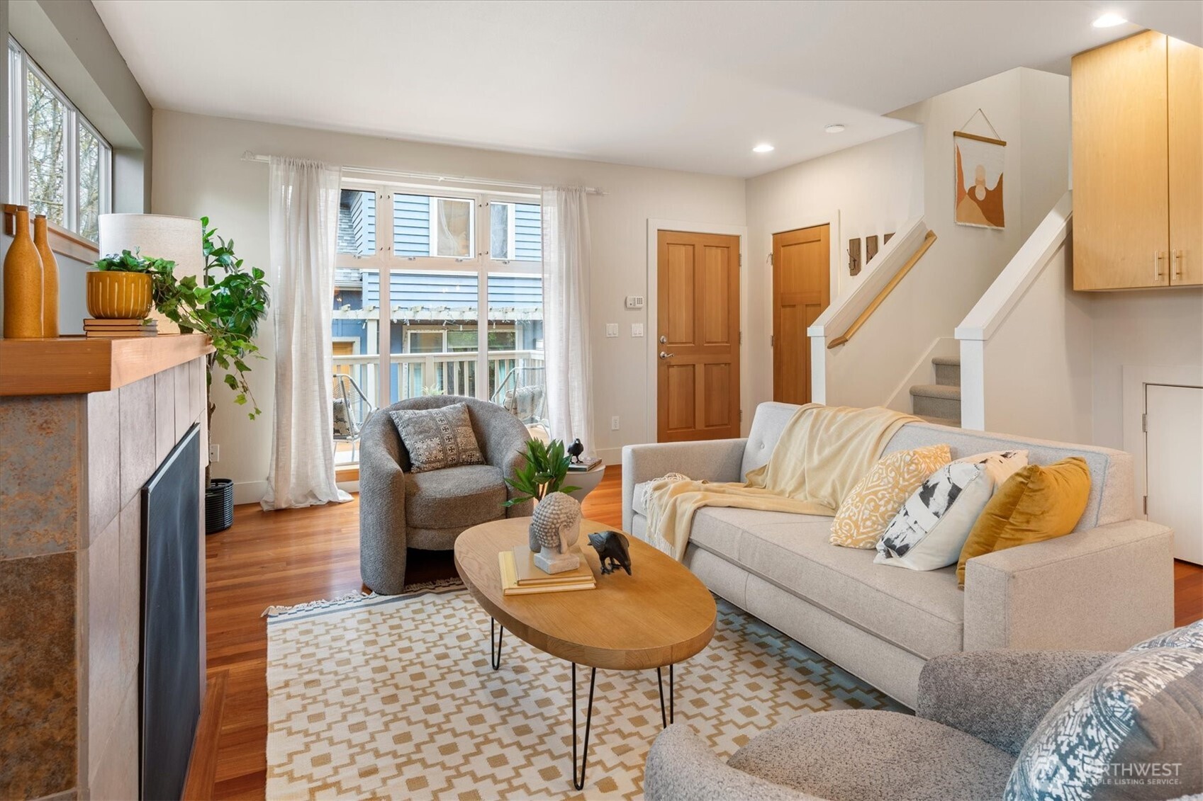 2363 South McClellan Street Seattle, WA 98144 - Photo 8 of 34