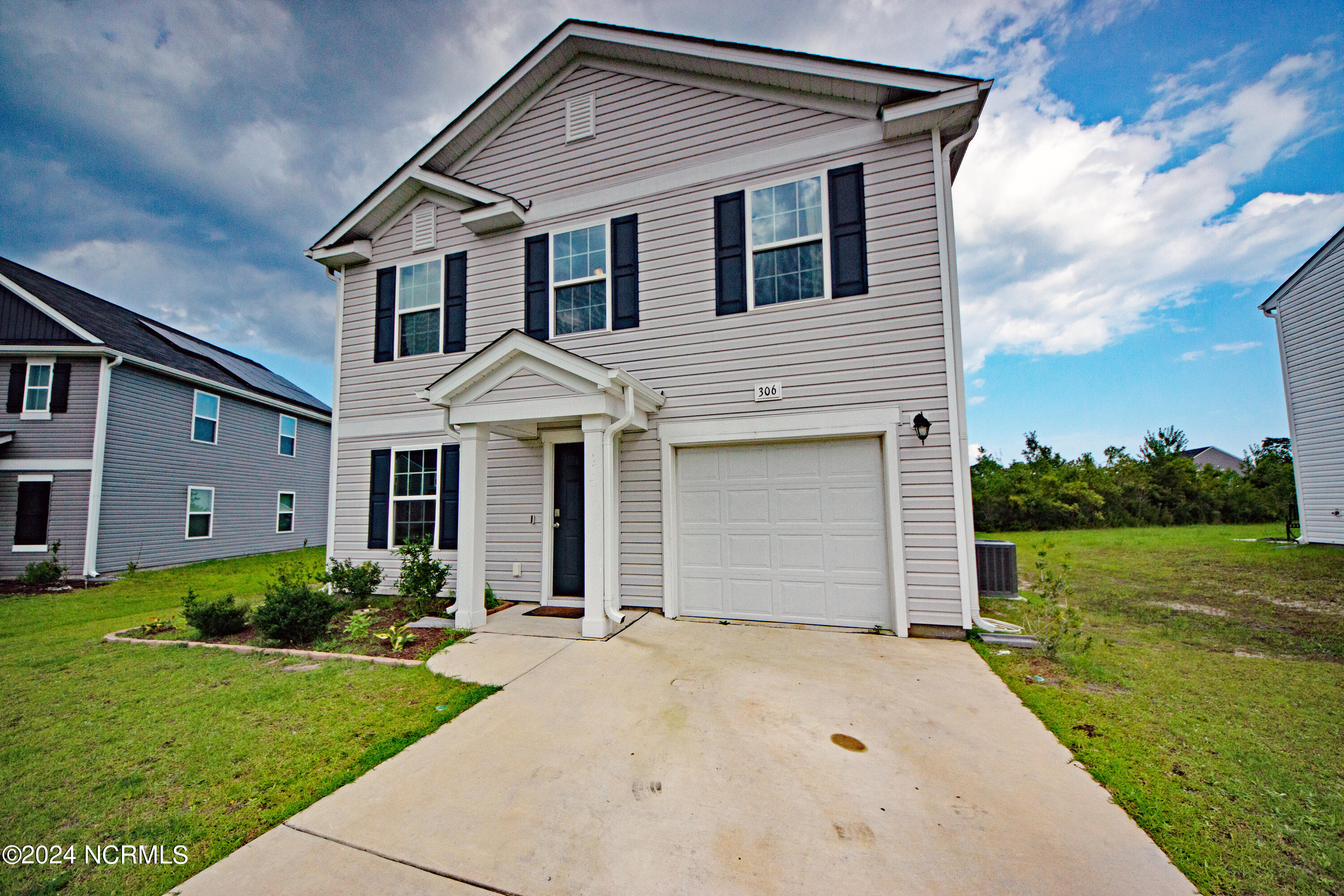 306 Range Circle Holly Ridge, NC 28445 - Photo 6 of 55 DSC01285