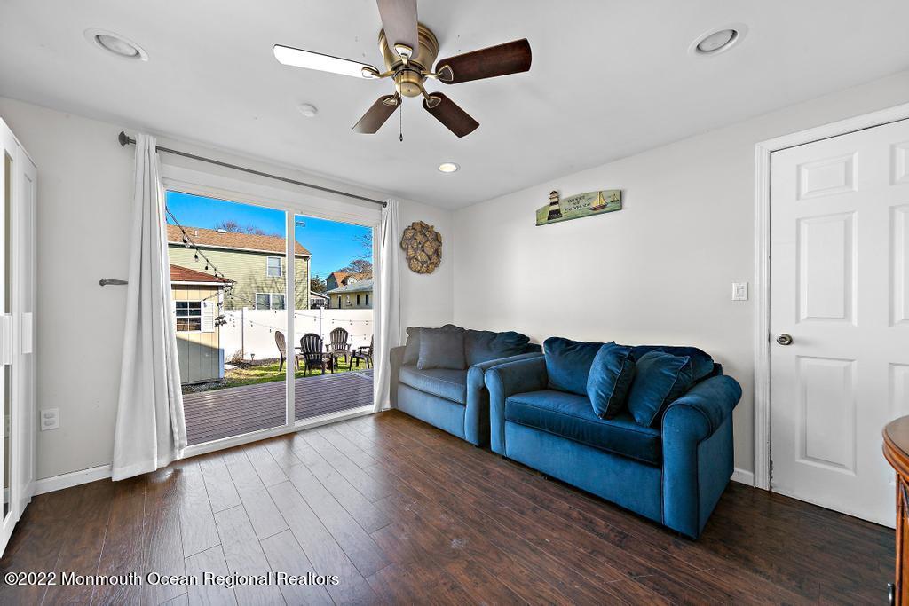 36 Cabana Drive Brick, NJ 08723 - Photo 31 of 42 a living room with furniture and a large window