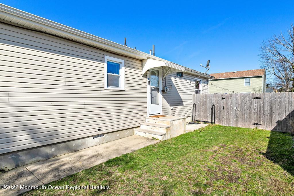 36 Cabana Drive Brick, NJ 08723 - Photo 41 of 42 a view of a house with a yard