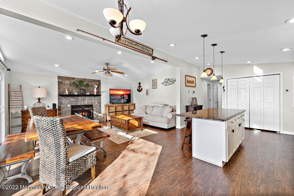 36 Cabana Drive Brick, NJ 08723 - Photo 10 of 42 a living room with furniture and kitchen view