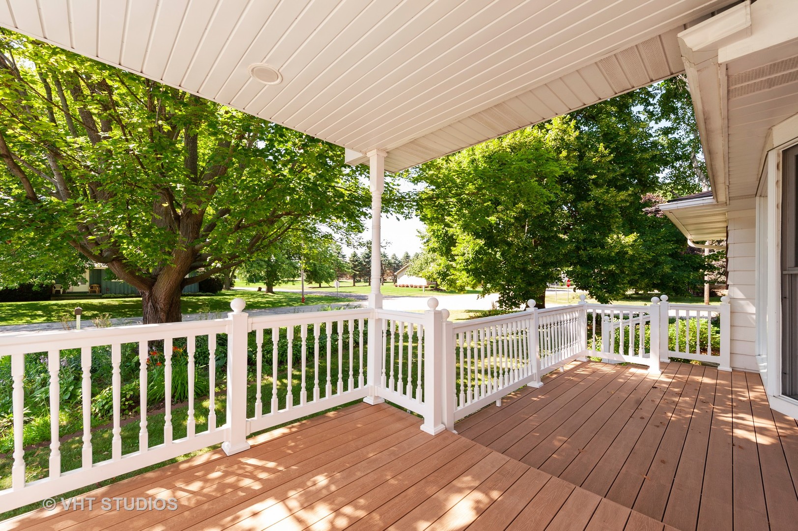 9620 Jean Drive Hebron, IL 60034 - Photo 9 of 11 a view of a wooden deck
