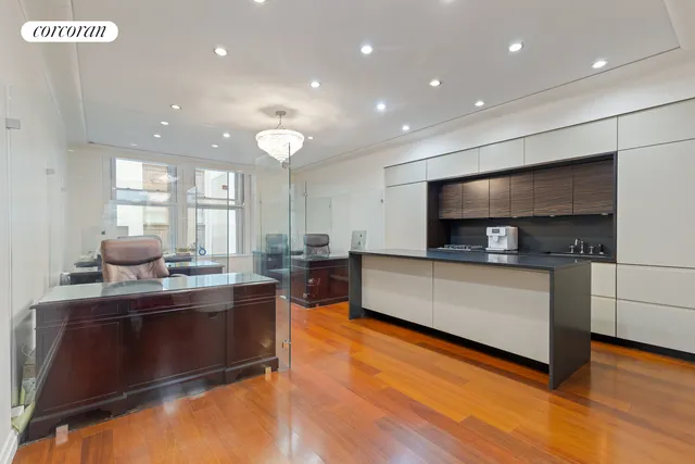 $1,875,000 | 55 Wall Street, Unit 530 | Financial District
