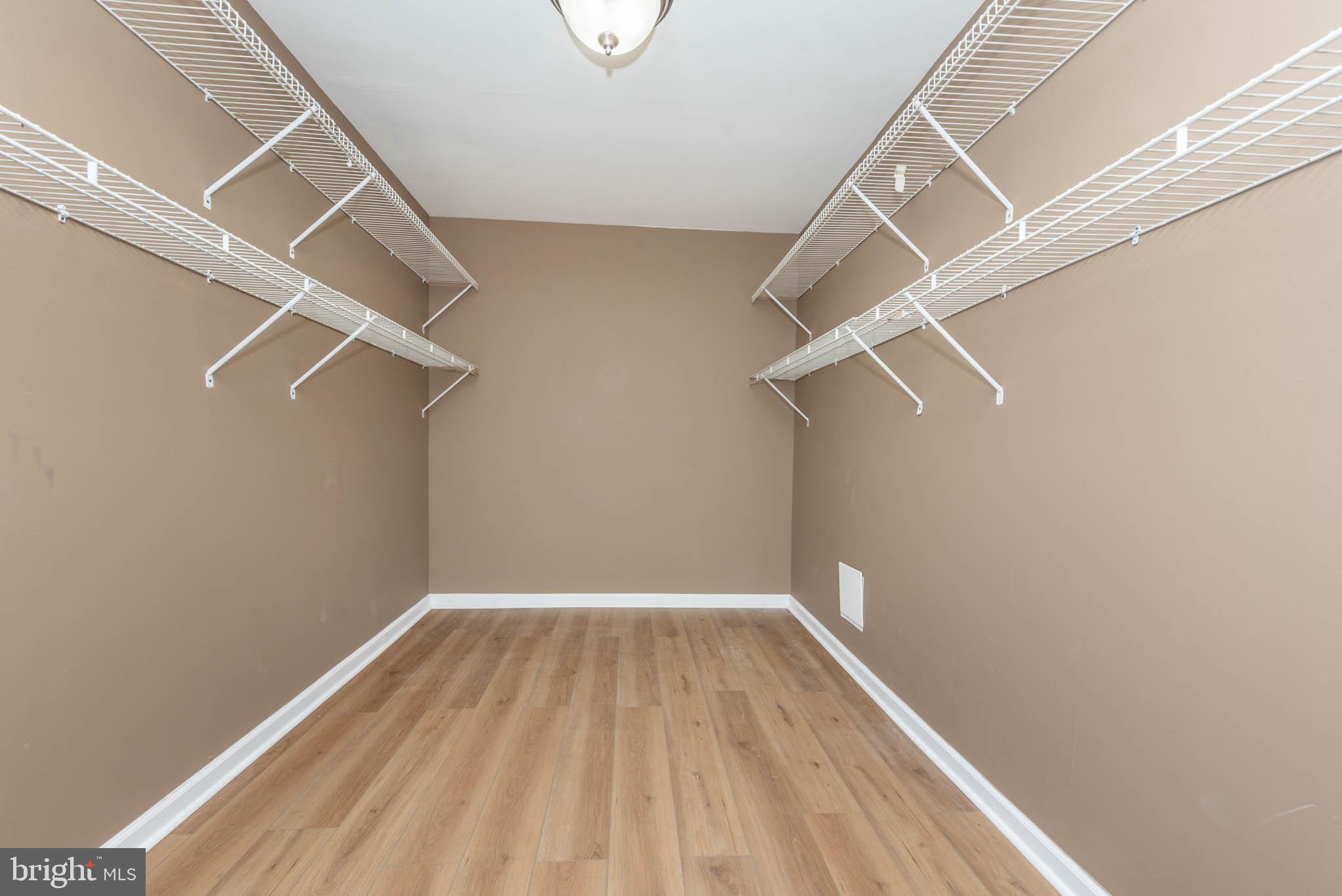 4021 Barrington Road Baltimore, MD 21207 - Photo 28 of 50